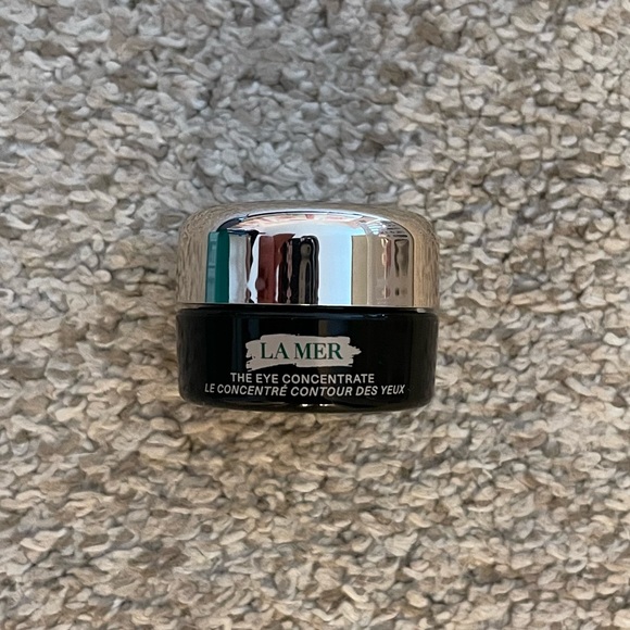 La Mer sample gift set the eye concentrate the essence foaming cleanser bag bow - Picture 3 of 7